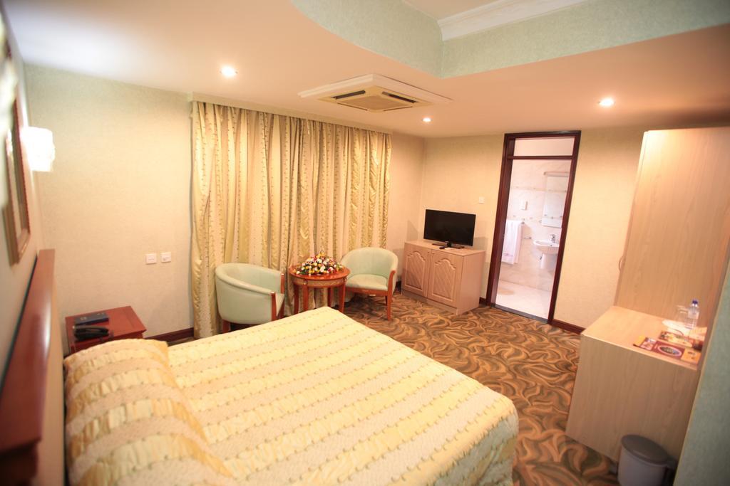 City Royal Resort Hotel Kyambogo  Dış mekan fotoğraf