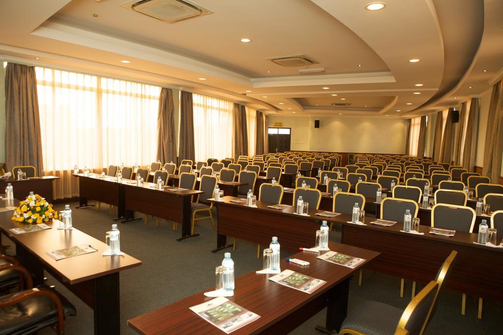 City Royal Resort Hotel Kyambogo  Oda fotoğraf