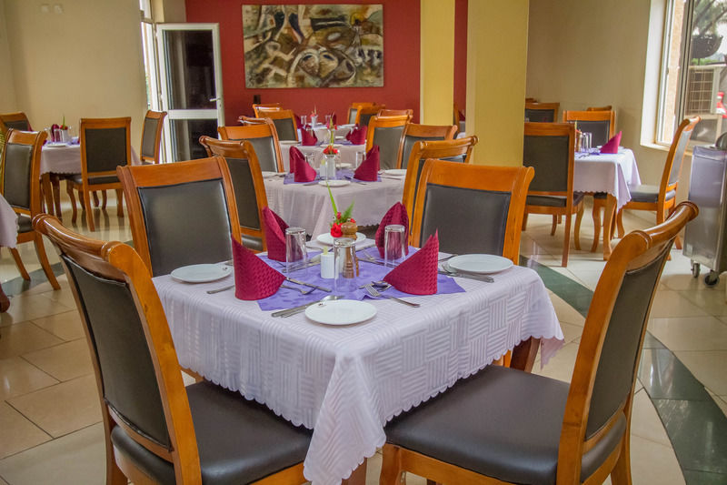 City Royal Resort Hotel Kyambogo  Dış mekan fotoğraf