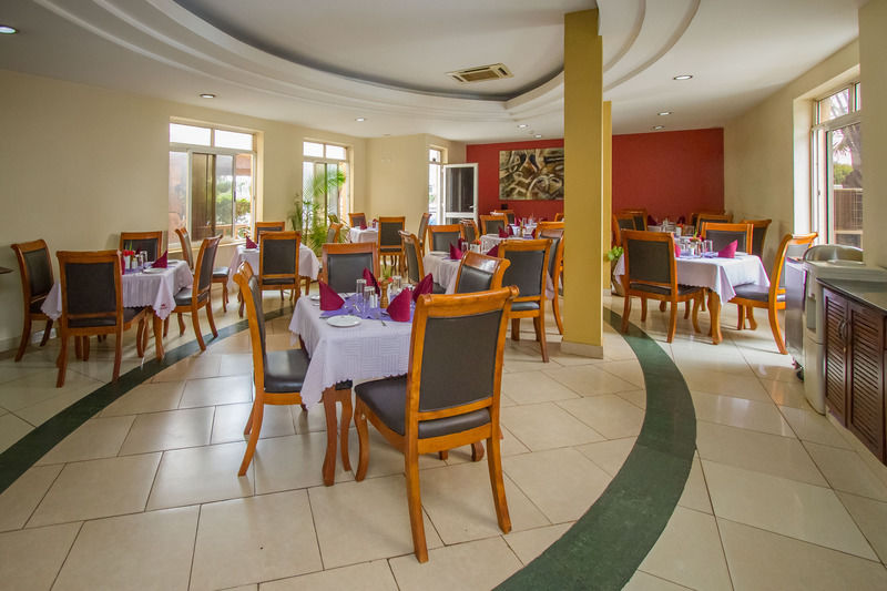 City Royal Resort Hotel Kyambogo  Dış mekan fotoğraf