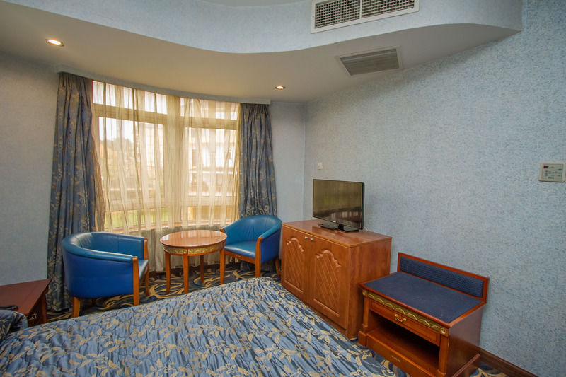 City Royal Resort Hotel Kyambogo  Dış mekan fotoğraf