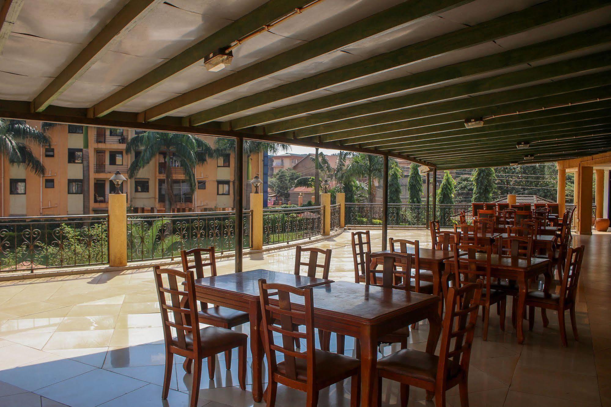 City Royal Resort Hotel Kyambogo  Dış mekan fotoğraf